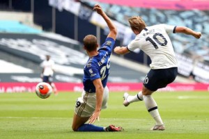 米乐- 孙兴慜梅开二度救主，热刺顽强逼平布莱顿  