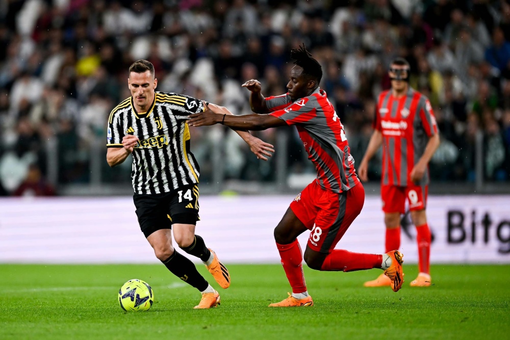  恩波利攻势如潮，客场大胜克雷莫内塞显威力